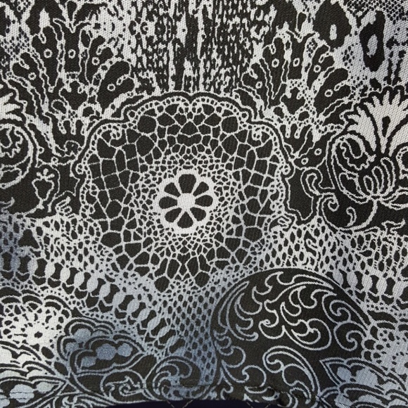 Avenue 3/4 sleeve tunic - Picture 3 of 4